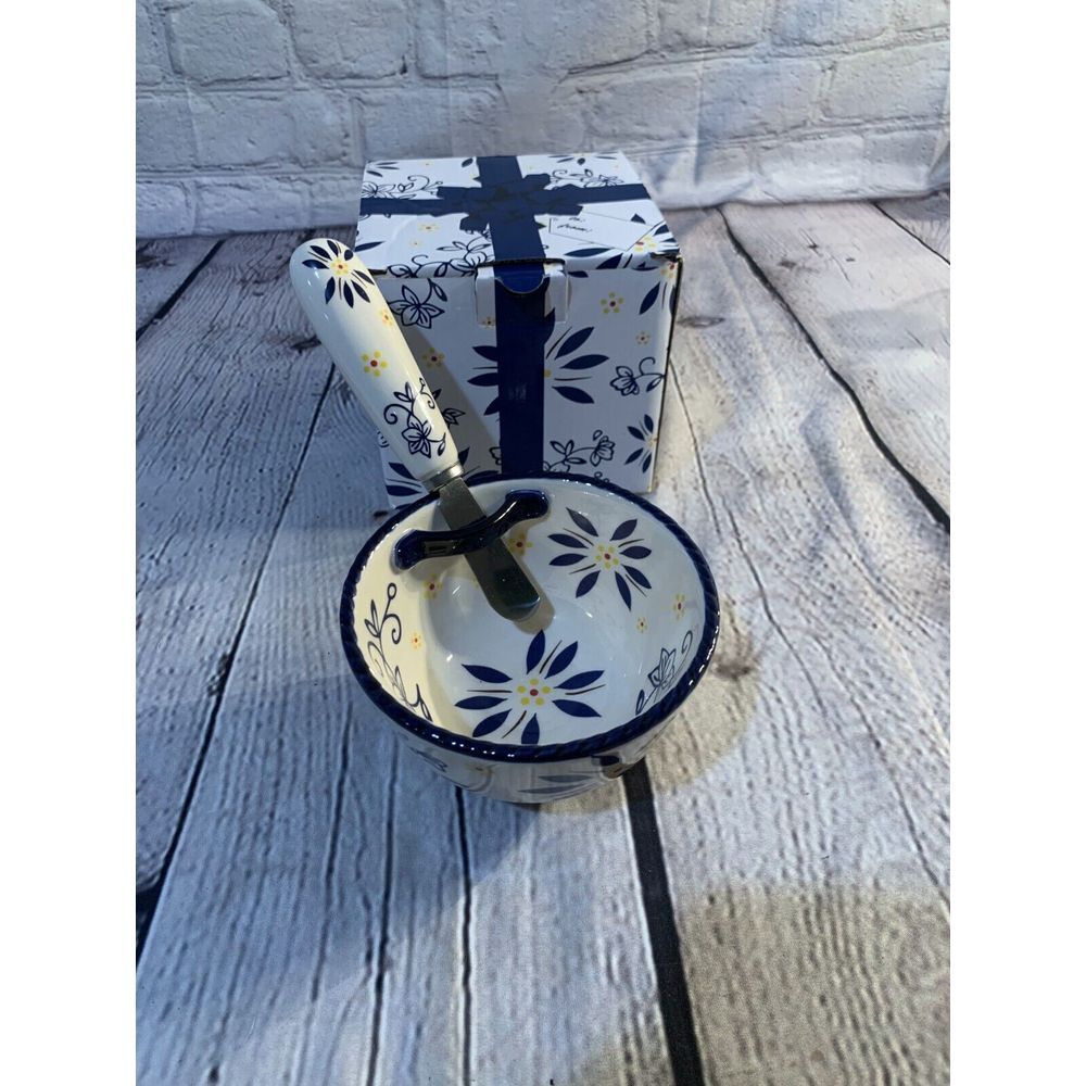 Blue Floral Pedestal Porcelain Serving Bowl and Spreader Set-‎ NEW IN BOX-PRETTY